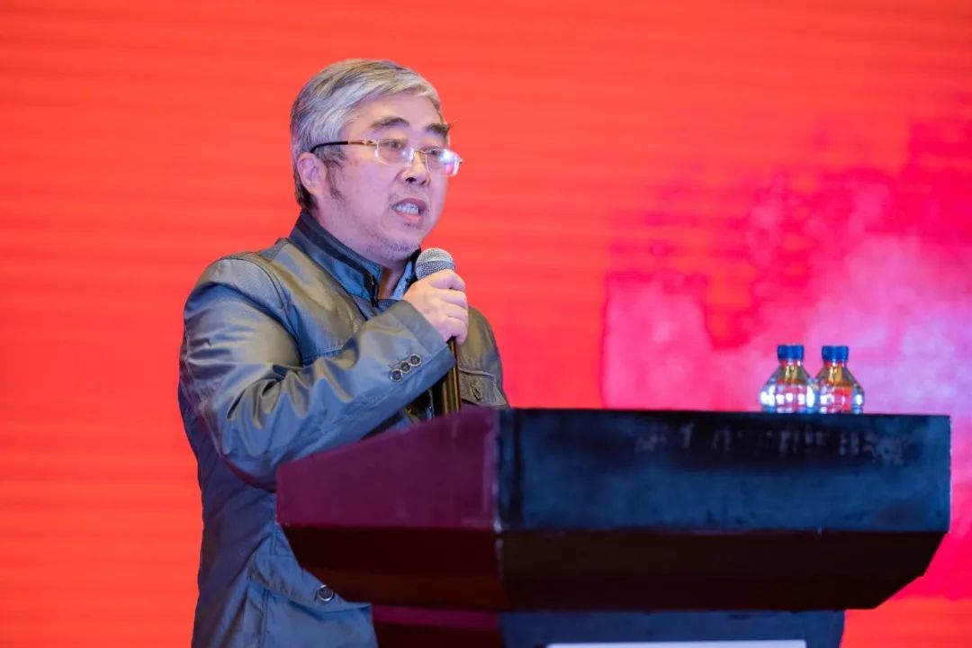 黃政宇.jpg 圖片關(guān)鍵詞